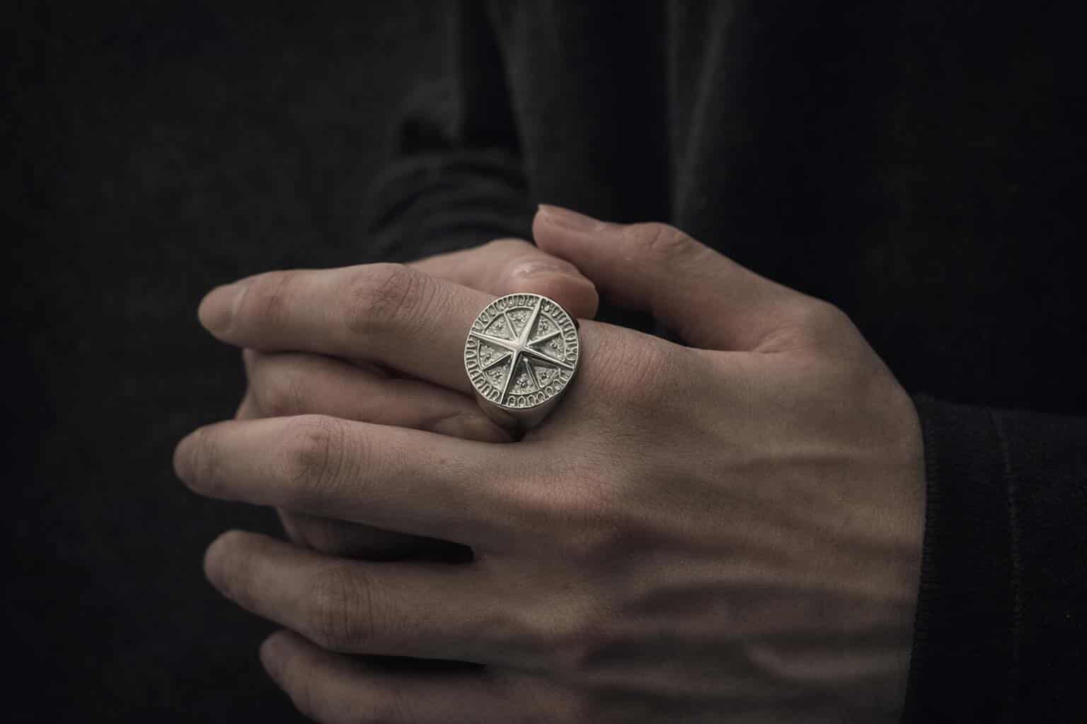 Silver Nomad Signet