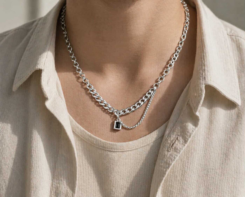 The District Chain